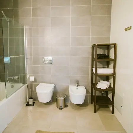 Bela Baia Ii, Private Condominium With Pool Holiday home *